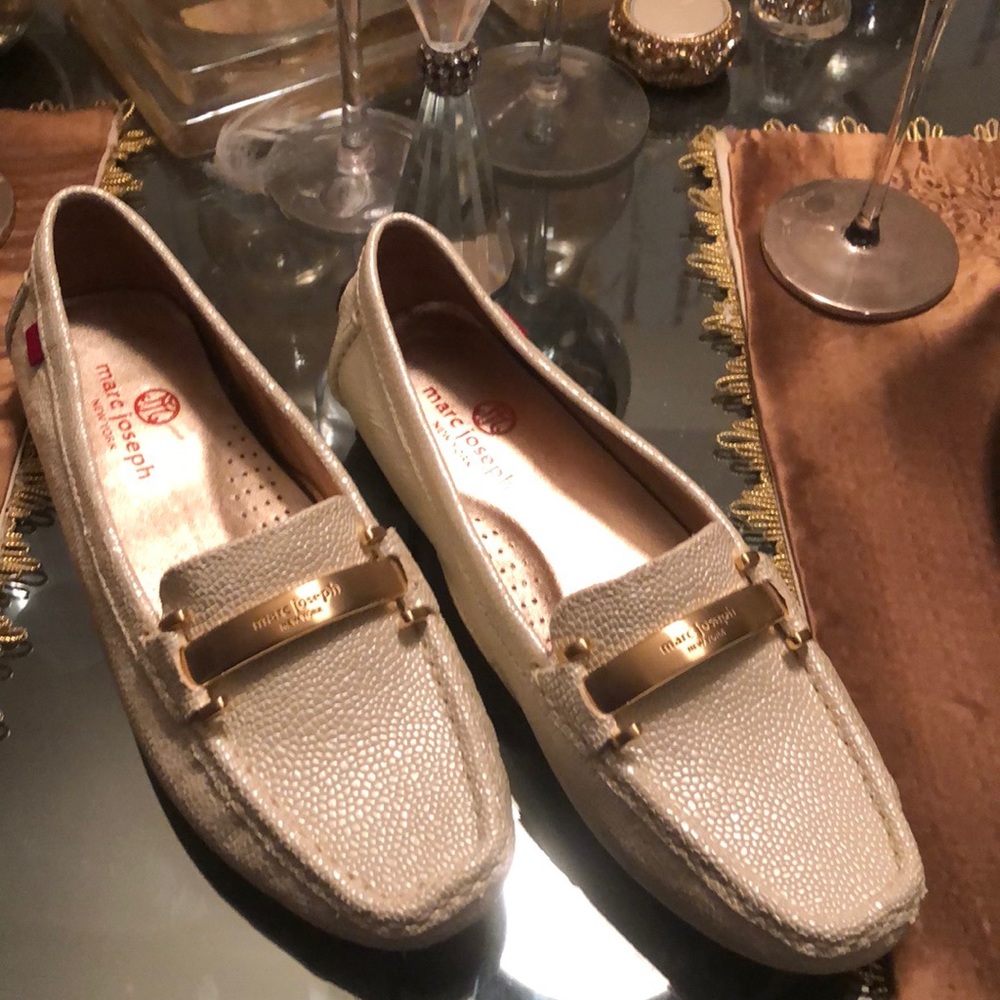 COPY - New Marc Joseph Classic Pebble Leather Loa…